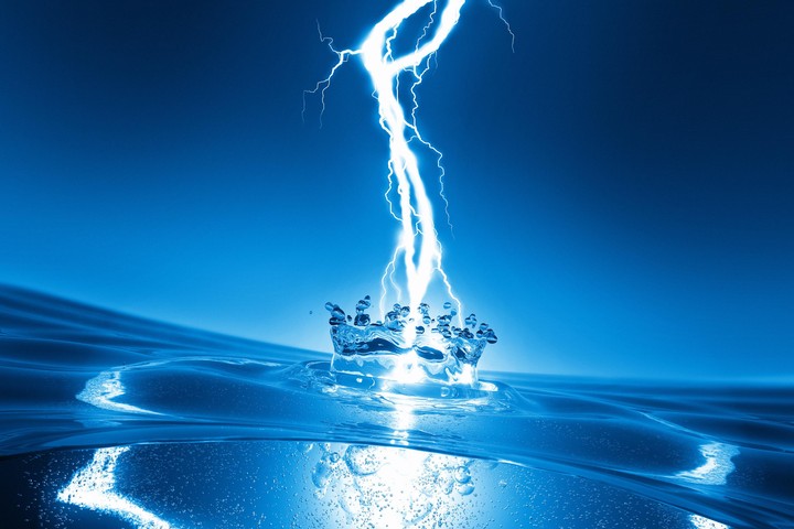 Water Lightning