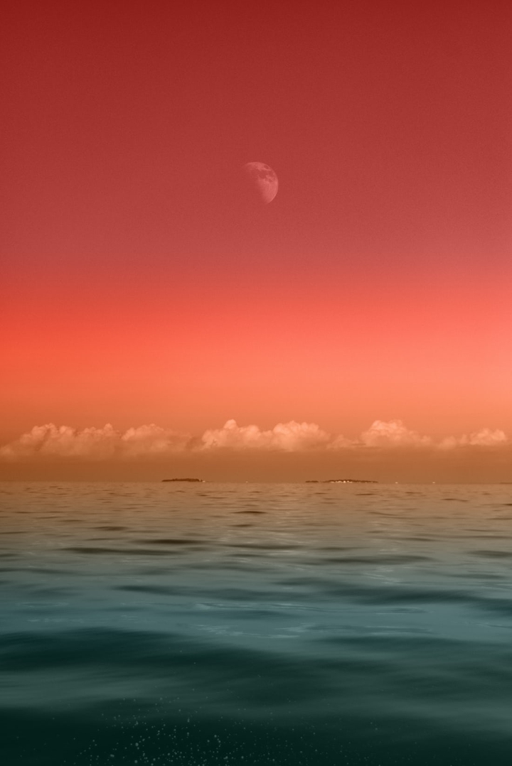 Snoopy Moon