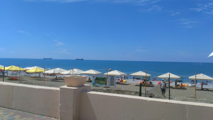 море
