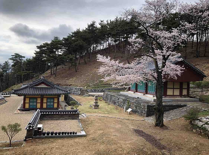 korean temple