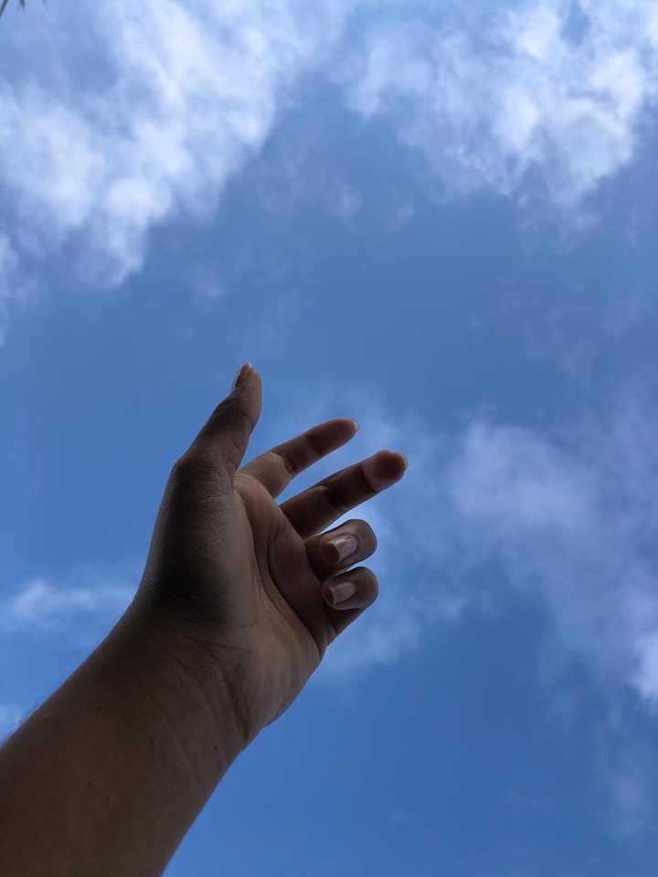 Hold my hand..