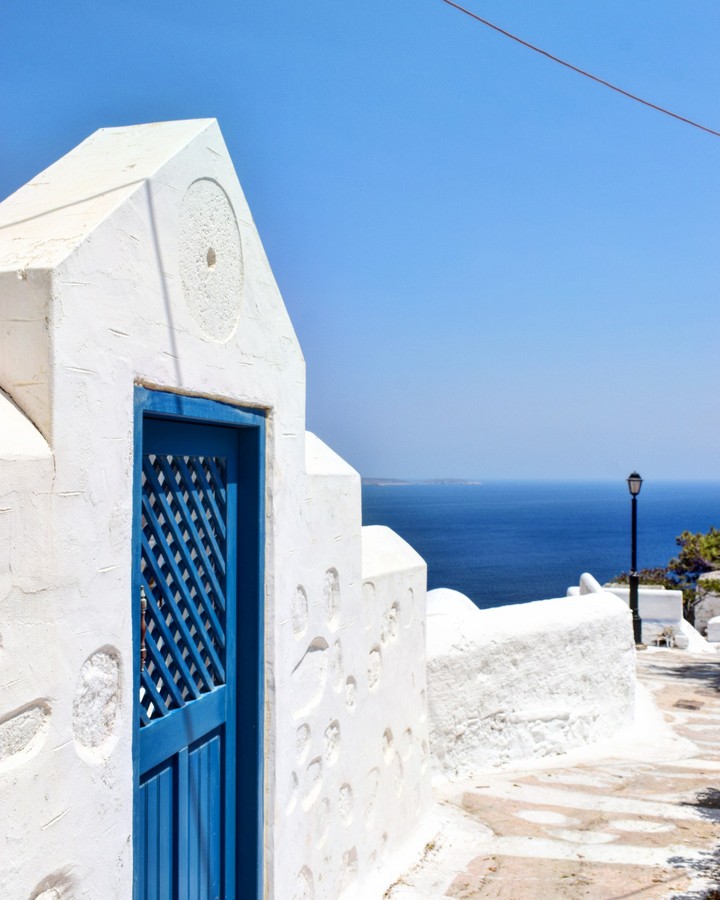 door in blue