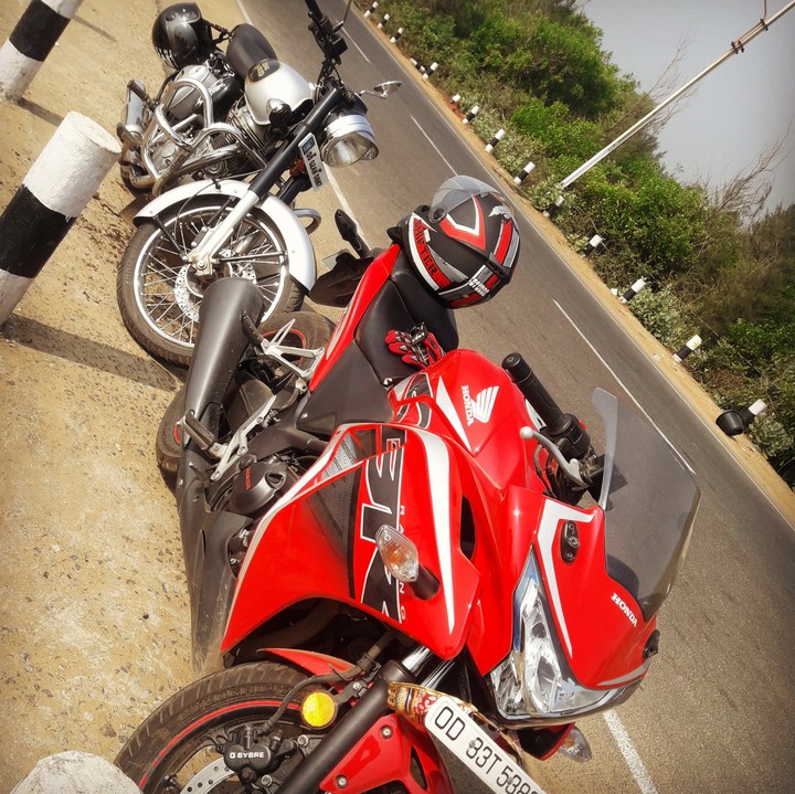 honda cbr250r