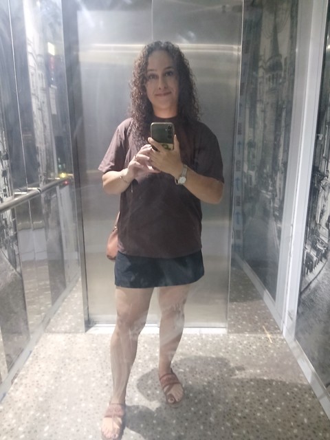 thigh, toe壁紙