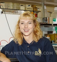 Scarlett GALABEKIAN  original german pediatricain !!