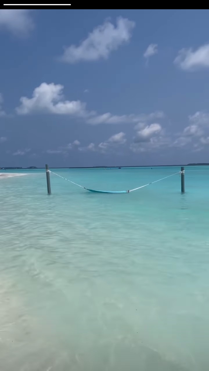 море