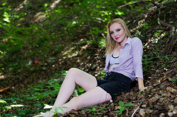 whitegurl