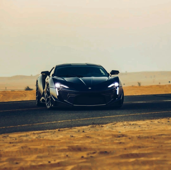 Fenyr  Supersport