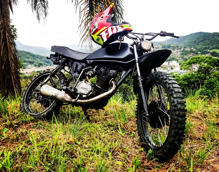 Moto de trilha