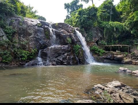 Raban dhara waterfall