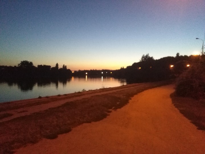 Вечернее небо и завораживающая река❤