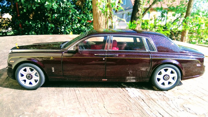 rolls royce phantom