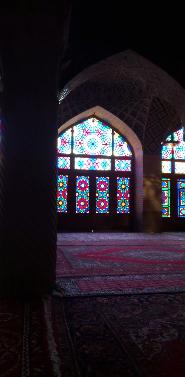 Nasir ol molk mosque