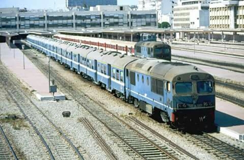 OLD TRAIN TUNIS