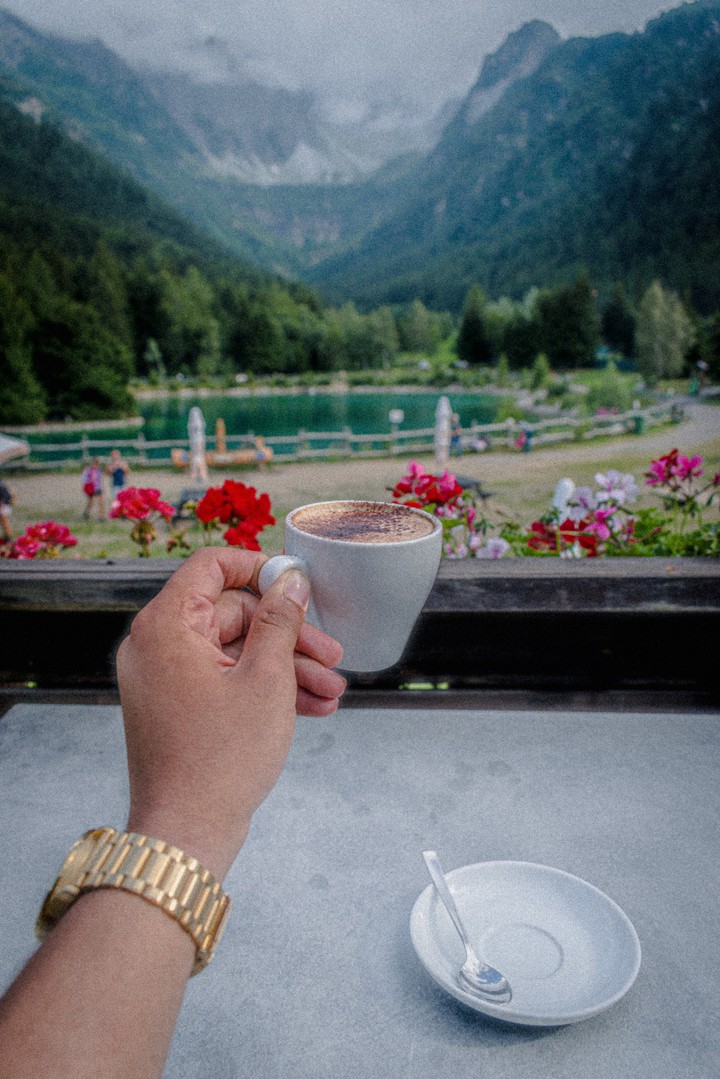 lets drink coffe