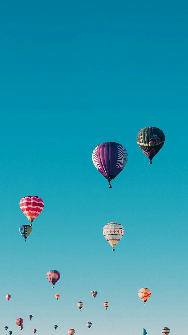 hot air balloons ⏩❄✌