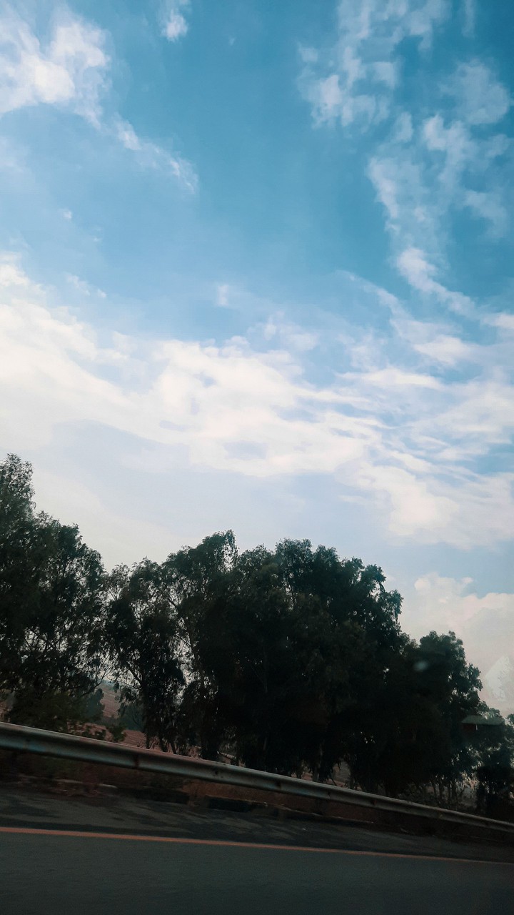 A sky as pure as water...
