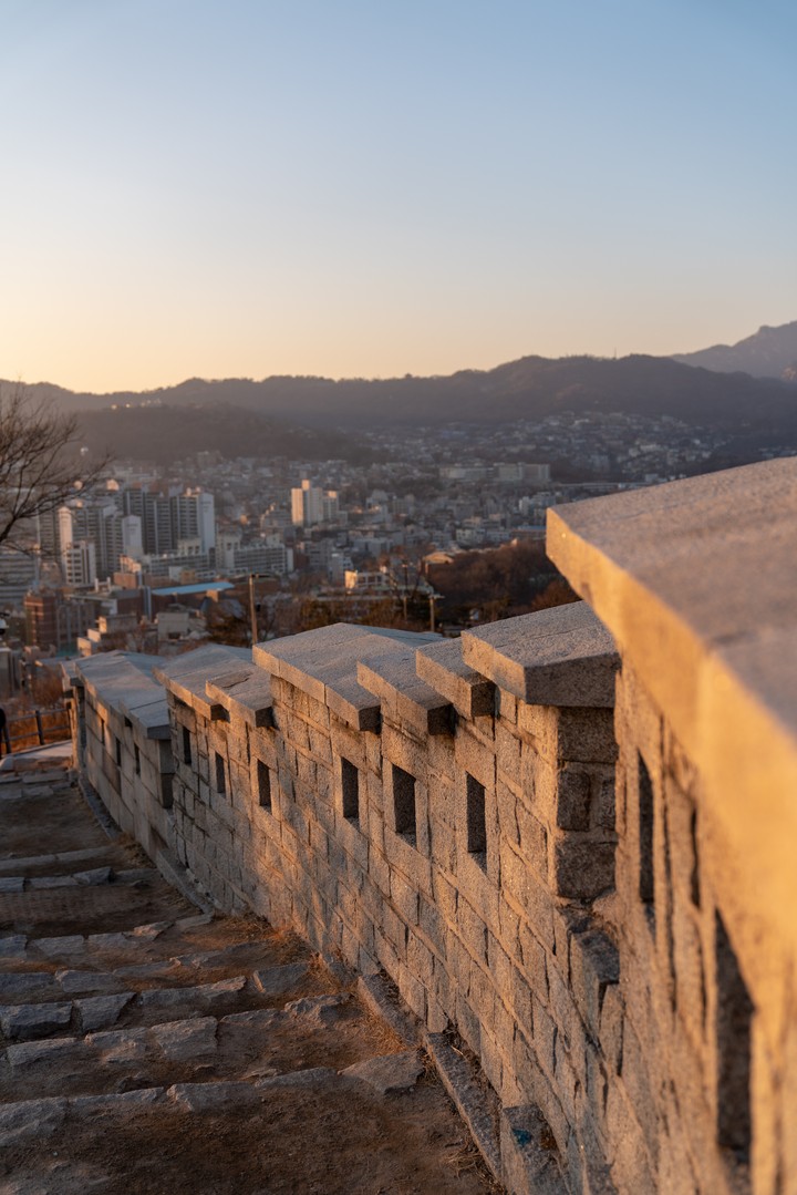 Hanyang castle road sunset