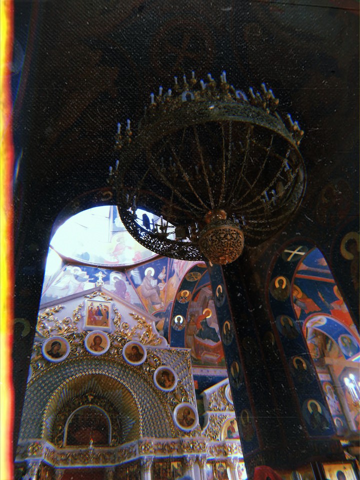 храм
