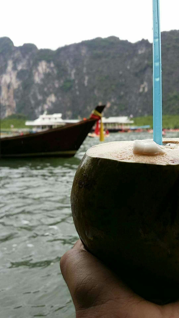phi phi island