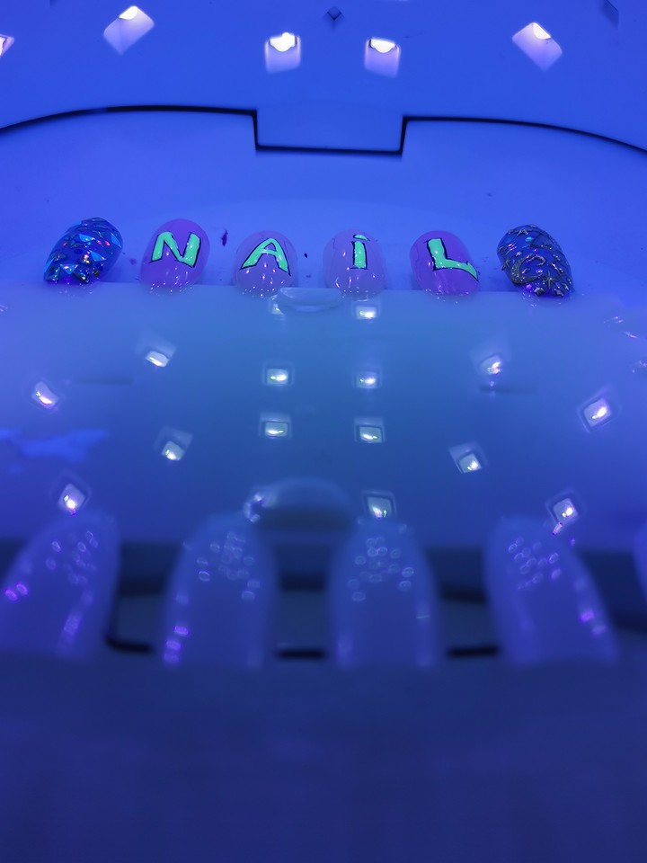 уф лампа и nail