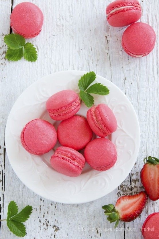 Pink macaron