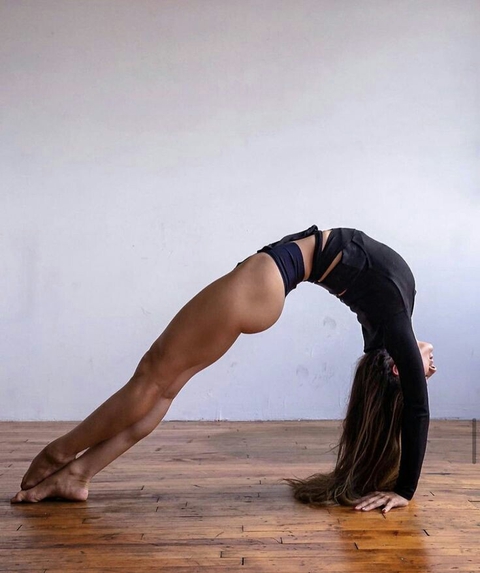 ταπετσαρίες Stretching, choreography