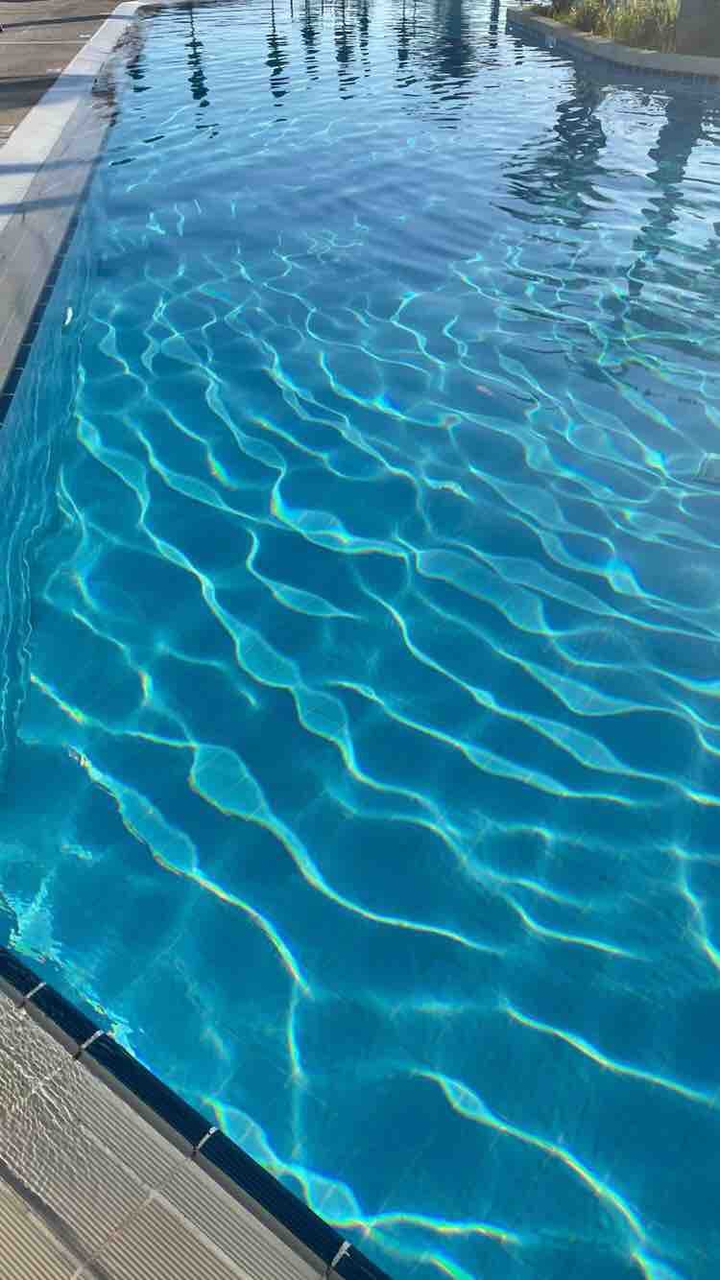 вода