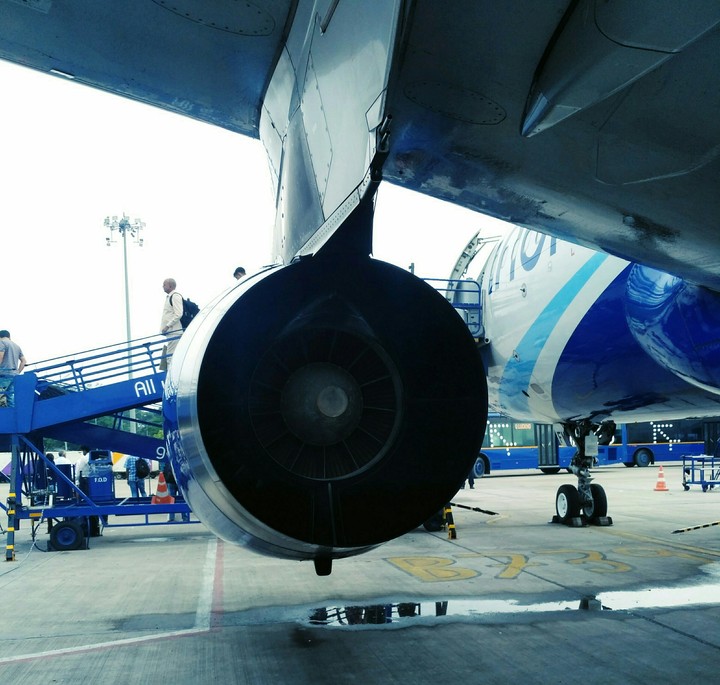 airplane