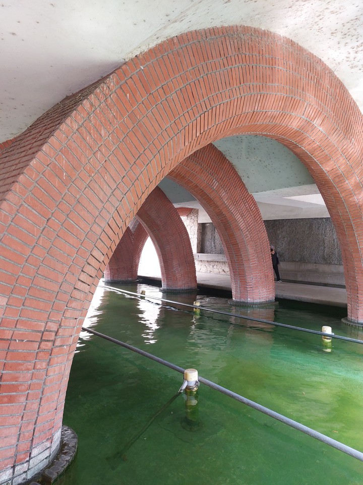 Arcos paseo sta lucia Monterrey México