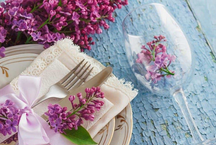 Spring Theme.