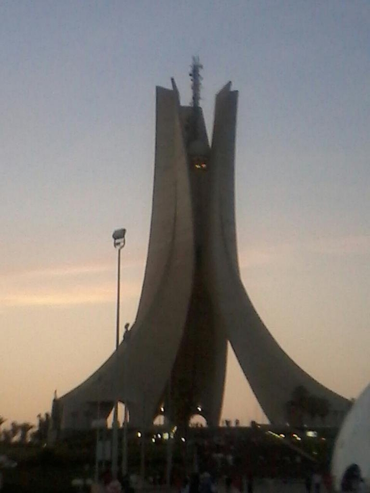 الجزائر