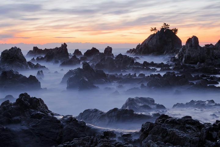smoky rocks