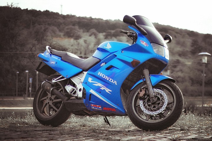 Honda Vfr 750
