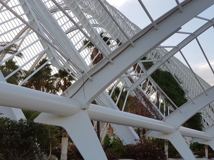 Structure