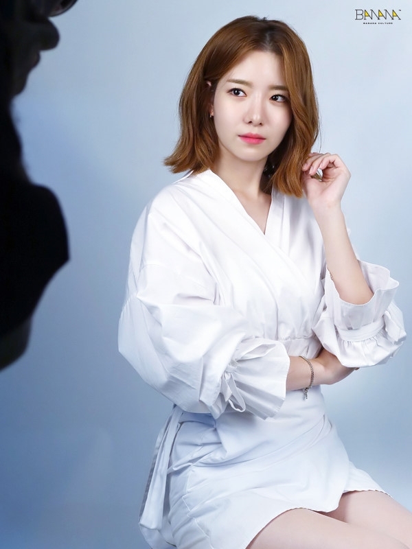 Korean Actress Ha Seunglee