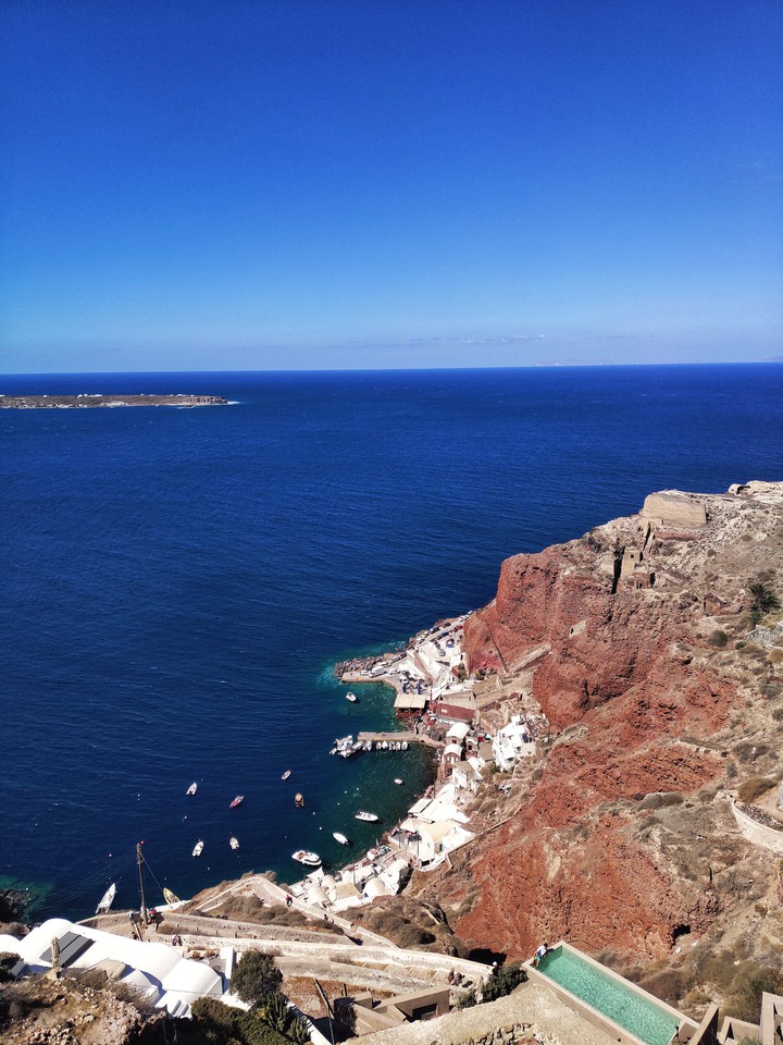 Santorini old port