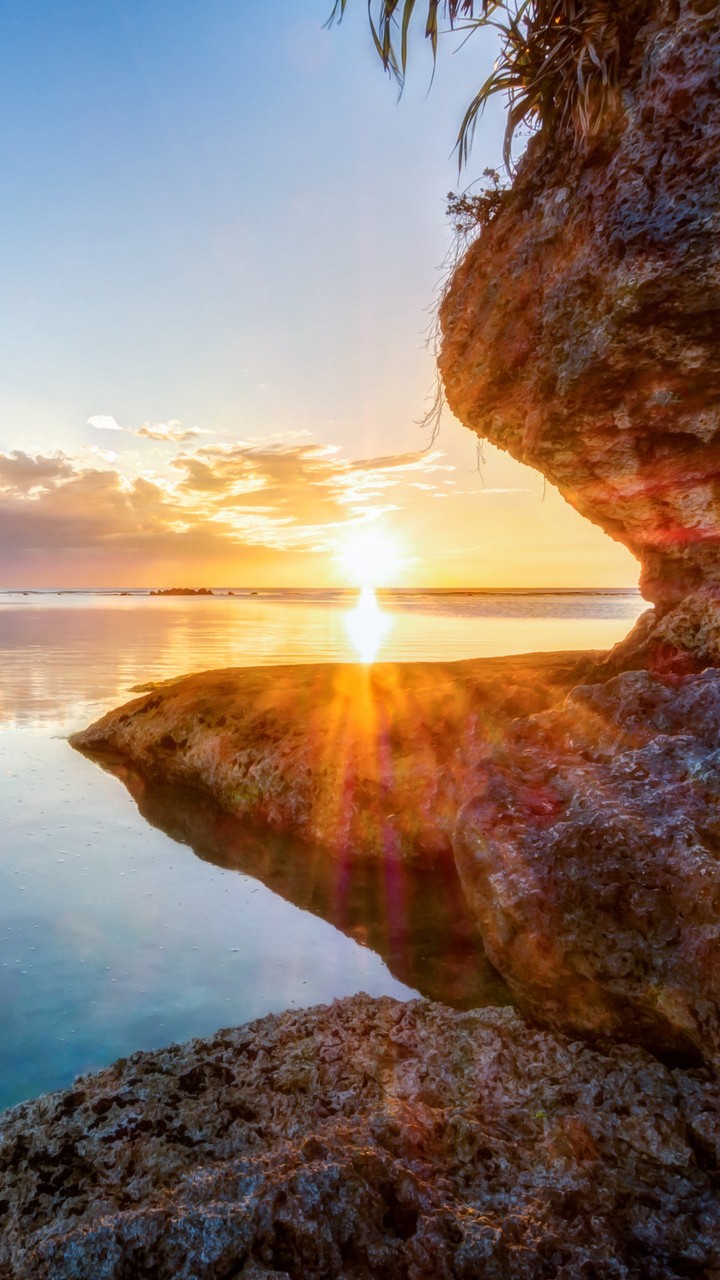 sunrise near sea