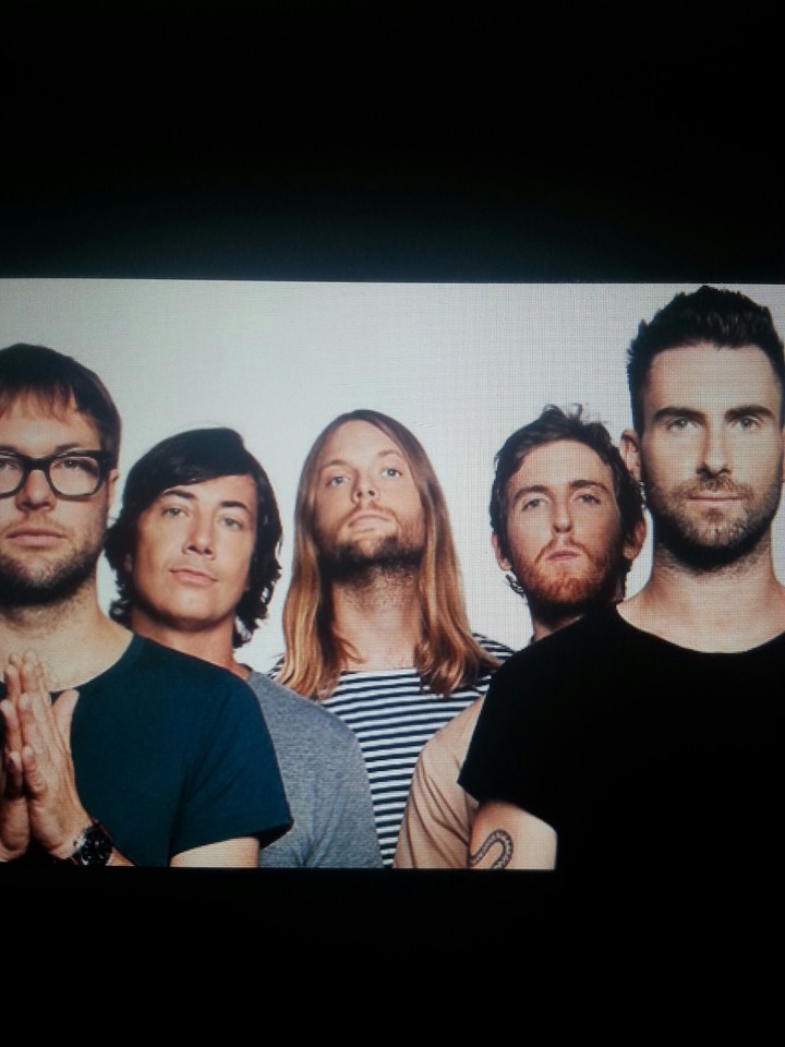 5 photos:who are they?