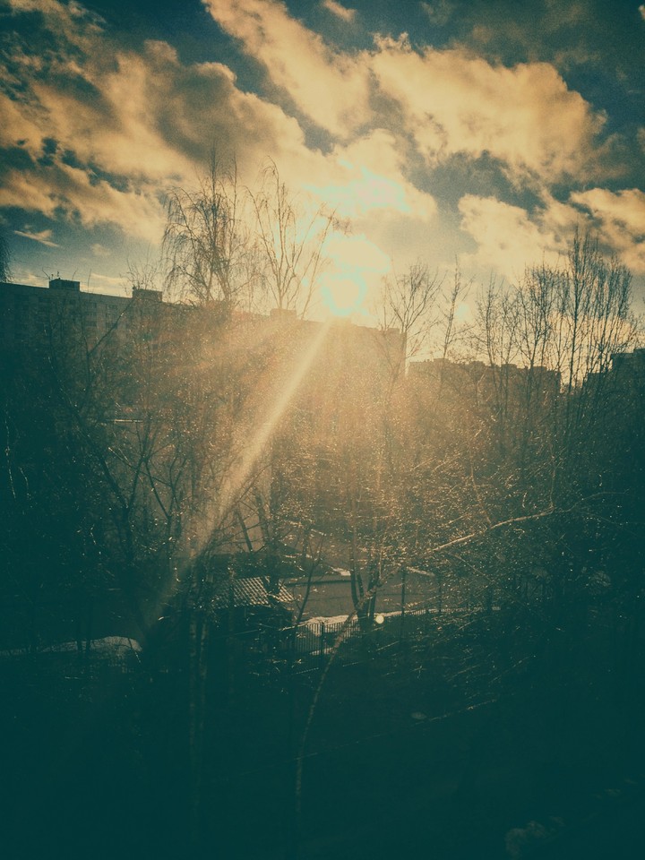 утро