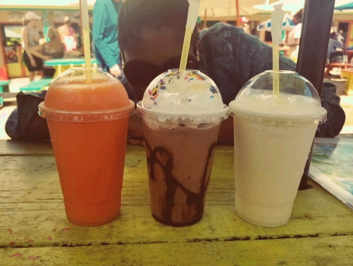 drinks anyone???