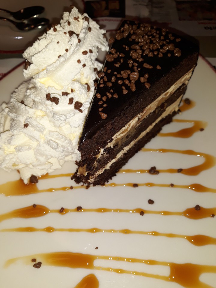 Caramel cake