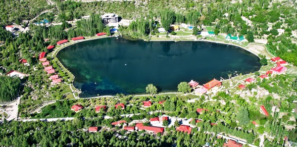 Shangrila lake