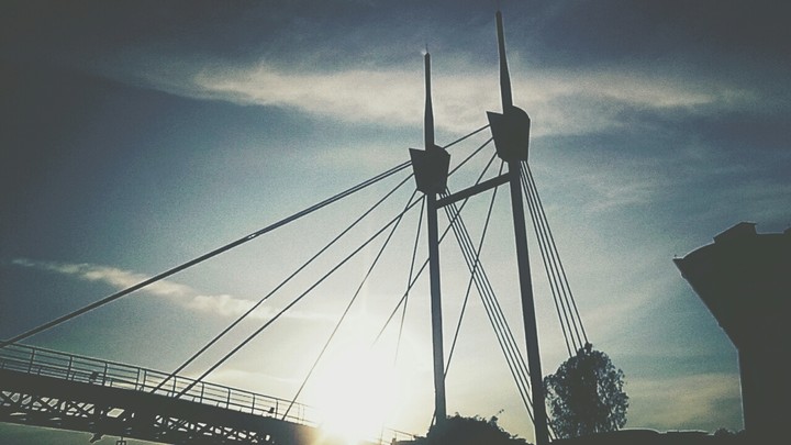 Love Bridge