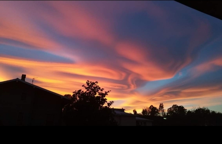 lenticular clouds