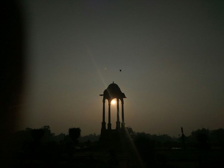 sunrise at India gate