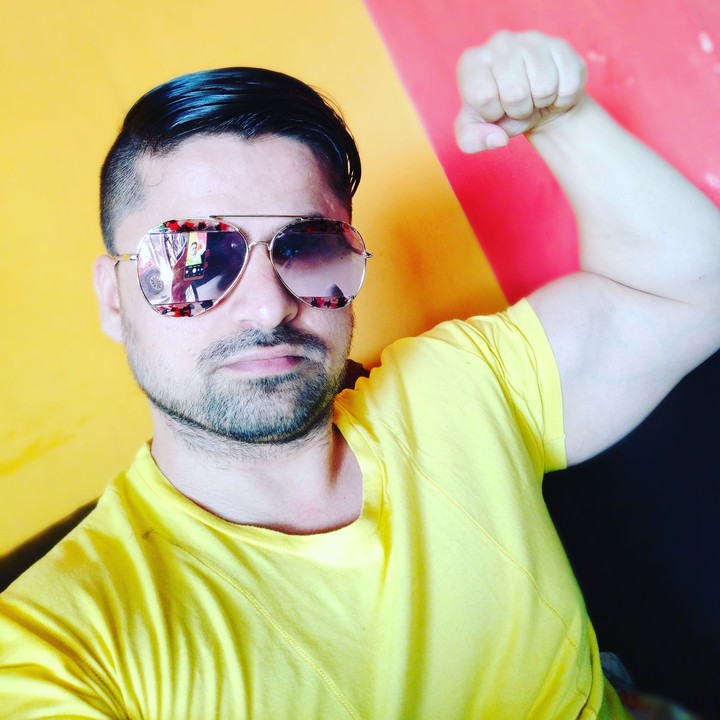मेरी सोच और मेरी पहचान दोनों ही तेरी औकात से बाहर है 