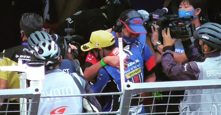 SUPER GT https://youtu.be/ZmOBYWonYDQ