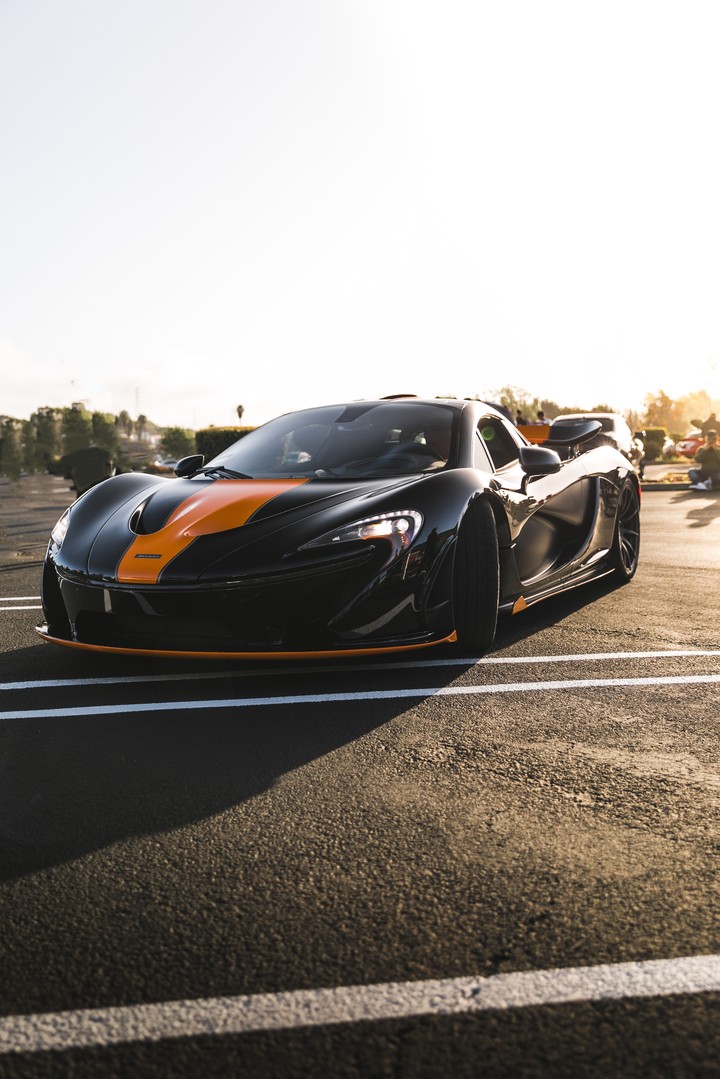 Mclaren P1 Sports Car