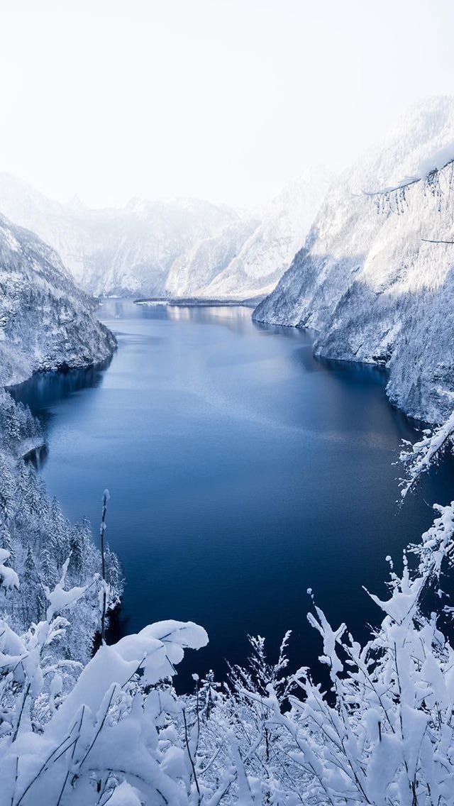 A screenshot wallpaper for iPhone